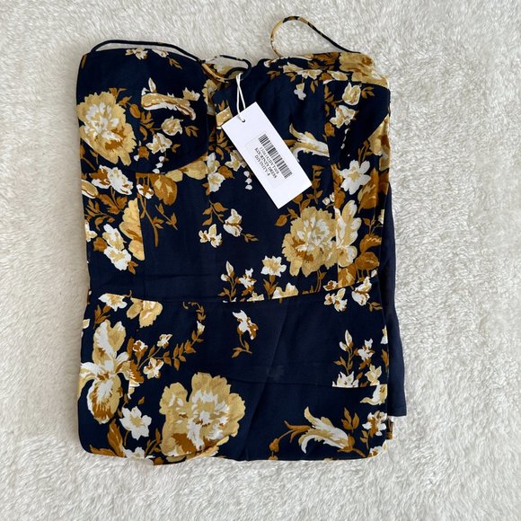 Reformation Kourtney Dress + Divinity - Picture 8 of 9